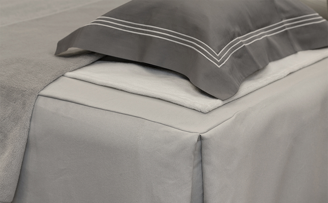 Sheets, Linens, Blankets & Table Warmers