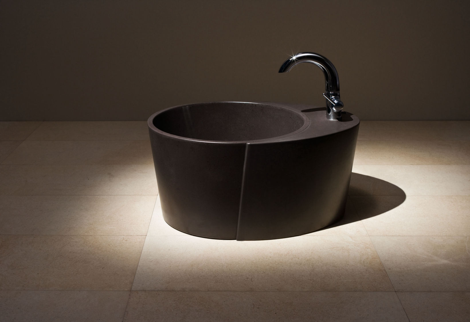 Round Foot Basin 